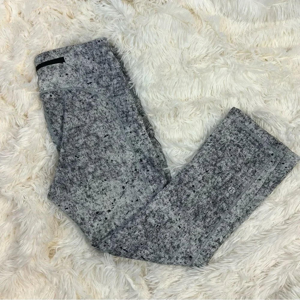 Women’s Lululemon Speed Up Crop 21”